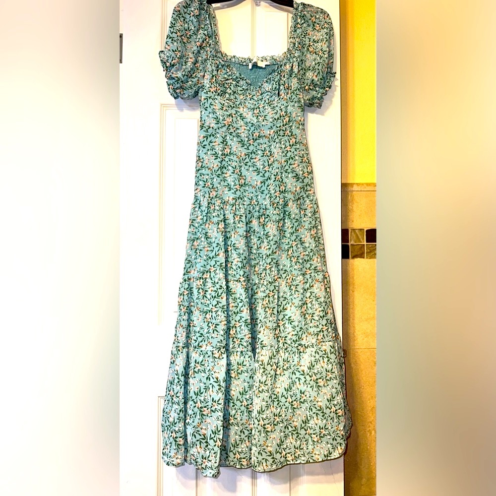Astr The Label blue pink floral midi dress nwot